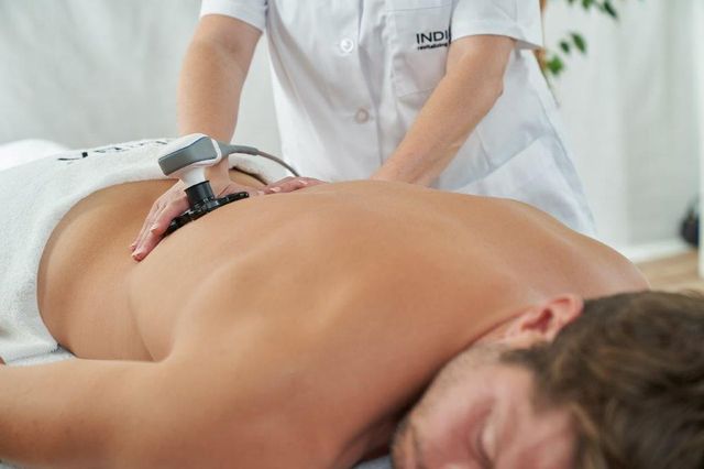 Centro de estética Avanzada Cuida-T masaje post operatorio